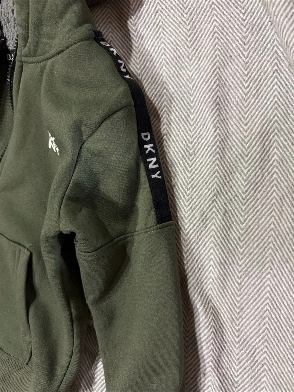 Dkny hoodie kids